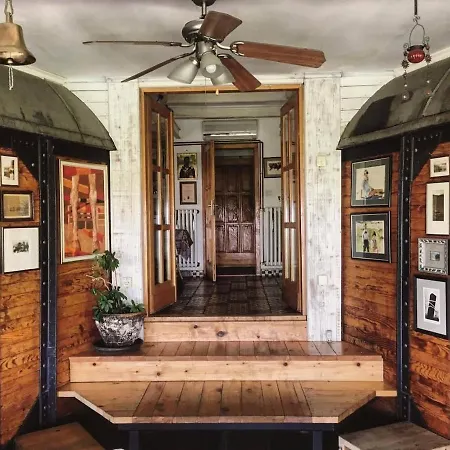 Lägenhet Train_House_Ns Petrovaradin